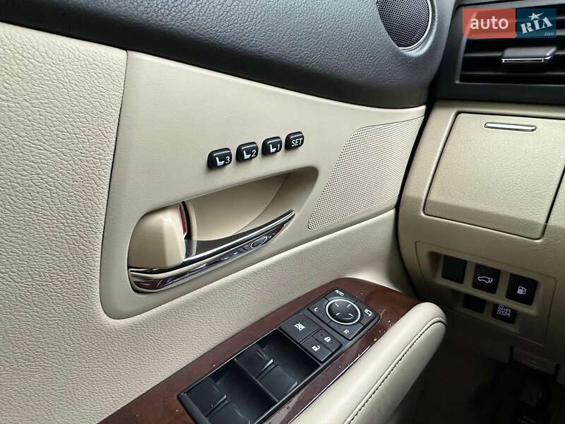 Внедорожник / Кроссовер Lexus RX 2013 в Харькове