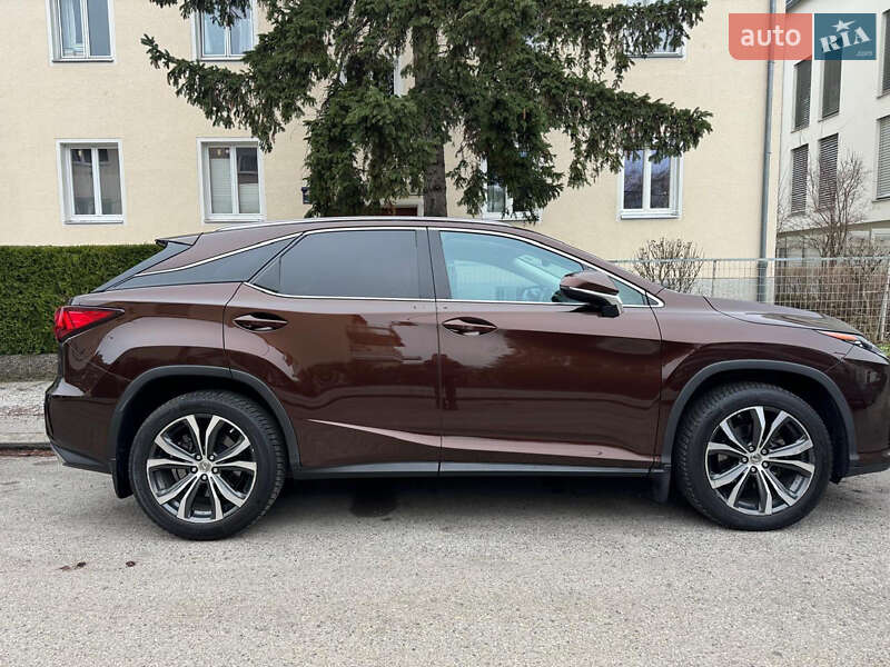 Позашляховик / Кросовер Lexus RX 2017 в Львові