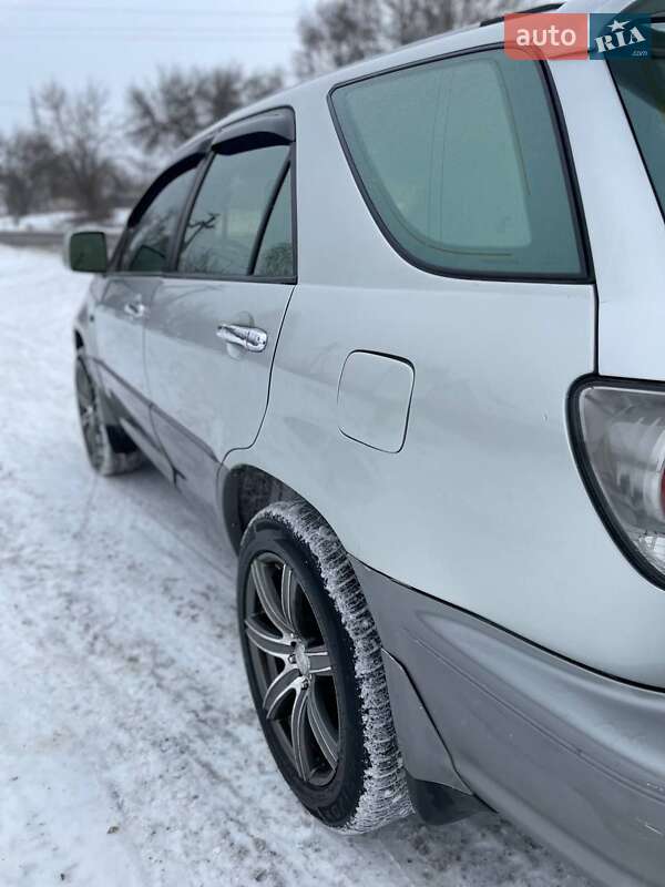 Позашляховик / Кросовер Lexus RX 1999 в Лохвиці фото 6 Позашляховик / Кросовер Lexus RX 1999 в Лохвиці