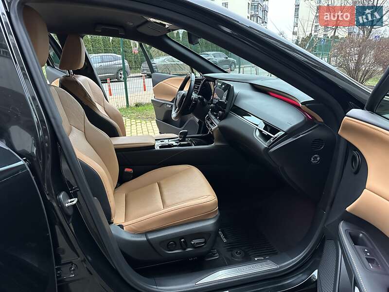 Внедорожник / Кроссовер Lexus RX 2023 в Киеве