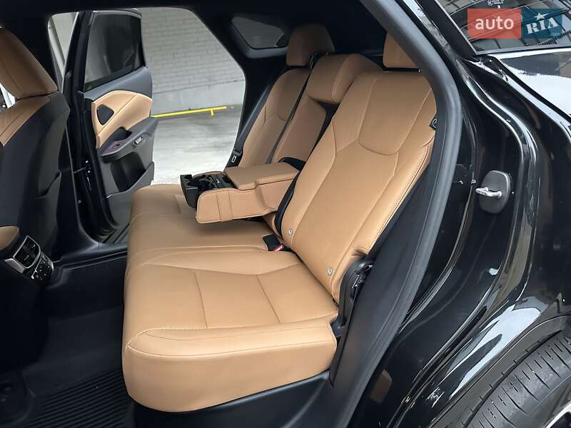 Внедорожник / Кроссовер Lexus RX 2023 в Киеве
