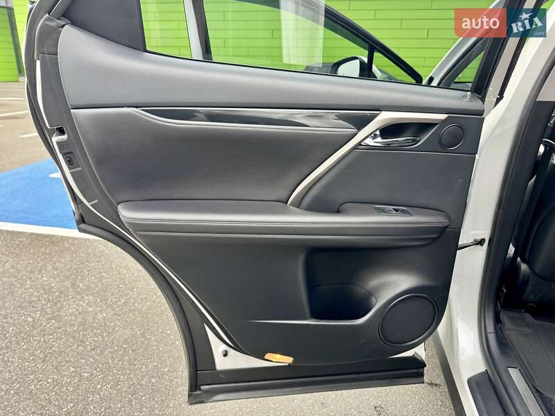 Позашляховик / Кросовер Lexus RX 2016 в Києві