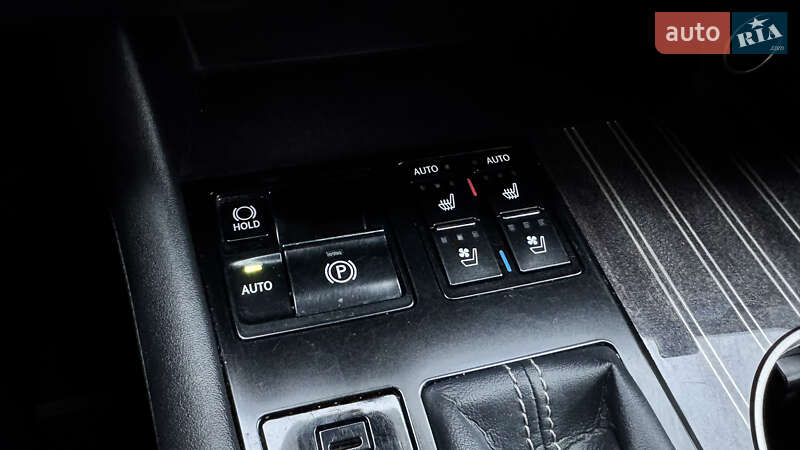 Позашляховик / Кросовер Lexus RX 2017 в Києві