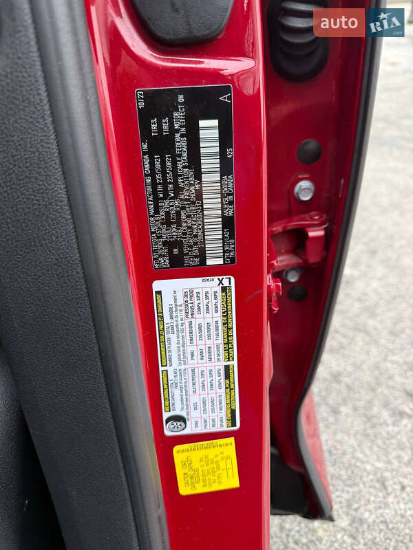 Позашляховик / Кросовер Lexus RX 2023 в Чернівцях