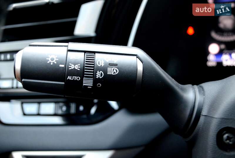 Позашляховик / Кросовер Lexus RX 2023 в Одесі фото 26 Позашляховик / Кросовер Lexus RX 2023 в Одесі
