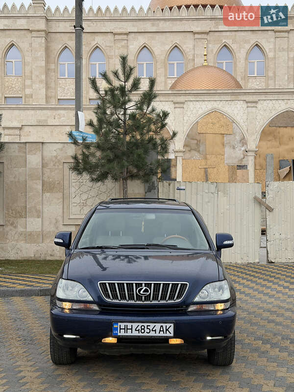 Позашляховик / Кросовер Lexus RX 2000 в Одесі