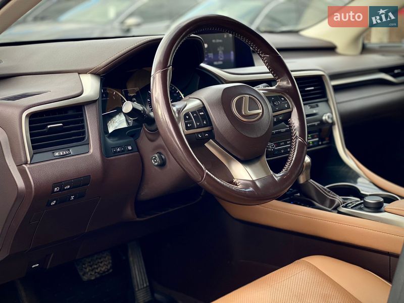 Позашляховик / Кросовер Lexus RX 2018 в Києві