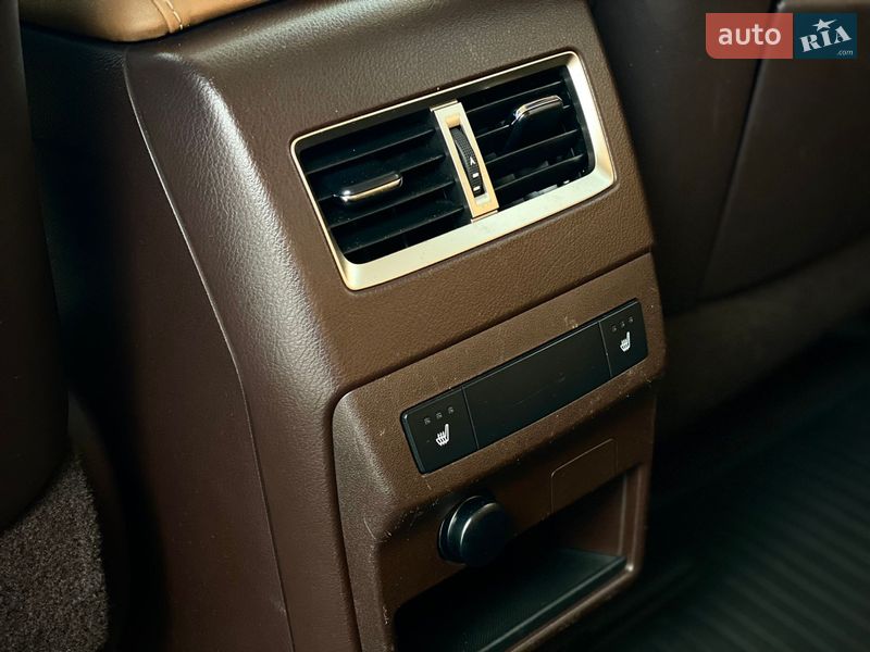 Позашляховик / Кросовер Lexus RX 2018 в Києві