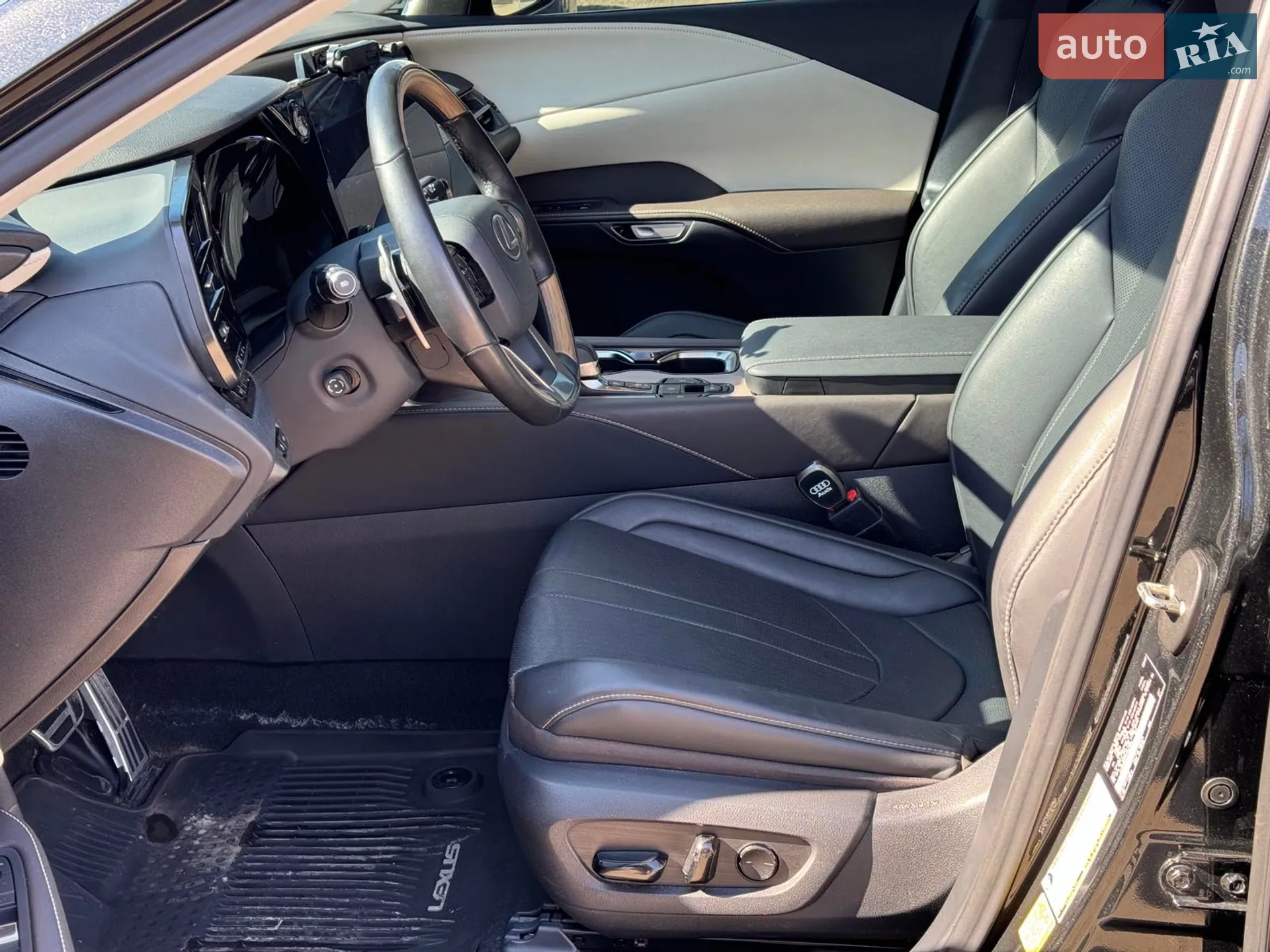 2023 Lexus RX - мініатюра 15