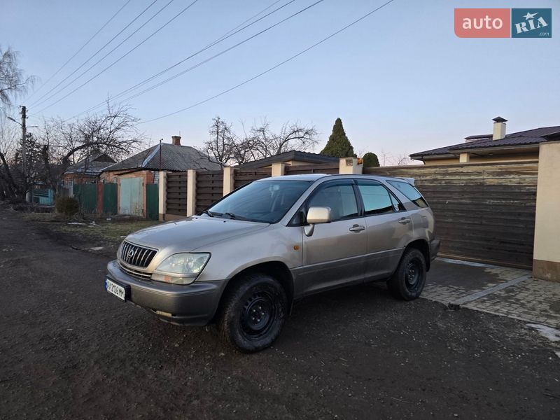 Внедорожник / Кроссовер Lexus RX 2001 в Харькове