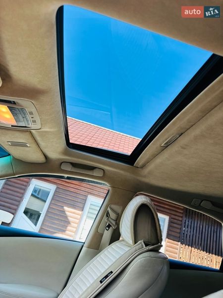 Внедорожник / Кроссовер Lexus RX 2010 в Солотвине