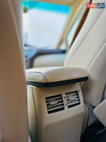 Внедорожник / Кроссовер Lexus RX 2010 в Солотвине