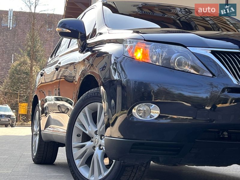 Позашляховик / Кросовер Lexus RX 2010 в Трускавці