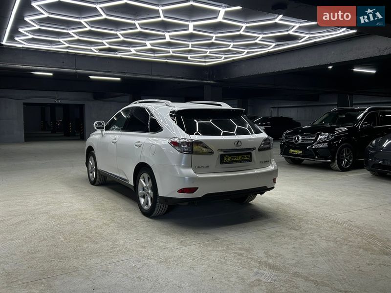 Внедорожник / Кроссовер Lexus RX 2011 в Черновцах