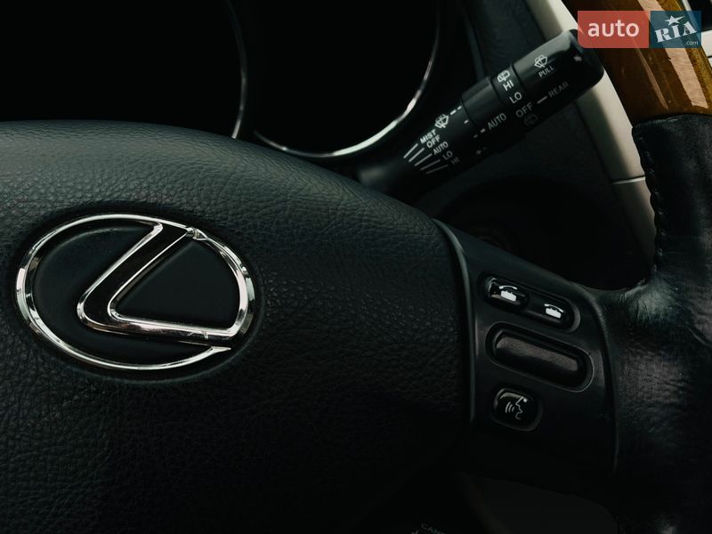 Позашляховик / Кросовер Lexus RX 2005 в Харкові