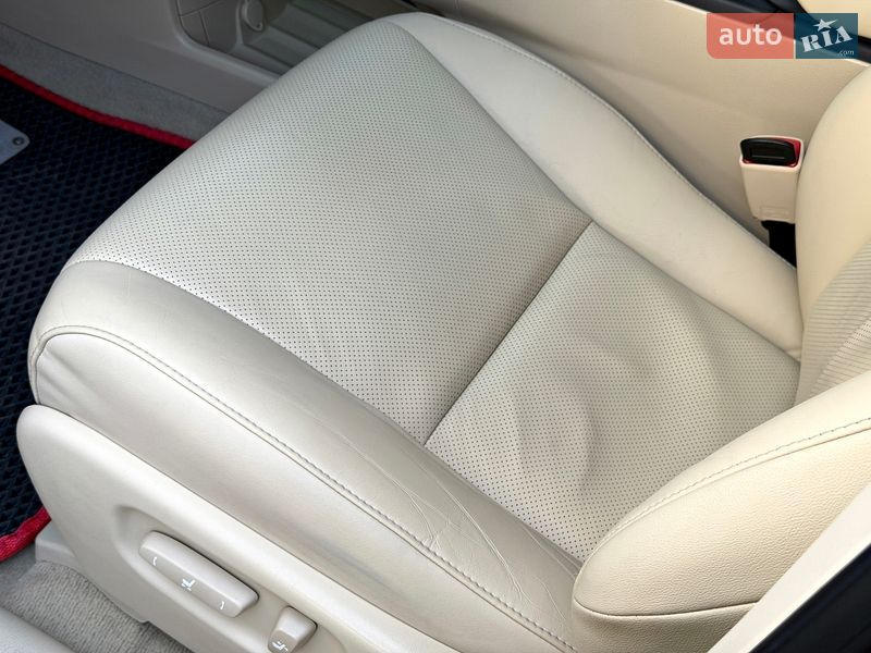 Позашляховик / Кросовер Lexus RX 2010 в Одесі