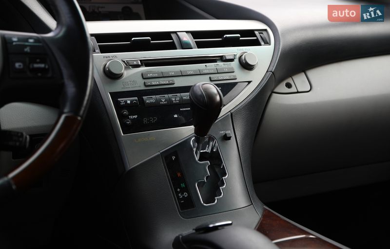 Внедорожник / Кроссовер Lexus RX 2010 в Харькове
