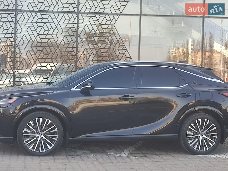 Внедорожник / Кроссовер Lexus RX 2023 в Киеве