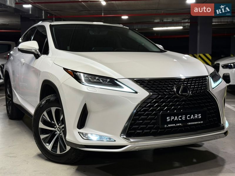 Lexus RX 2021