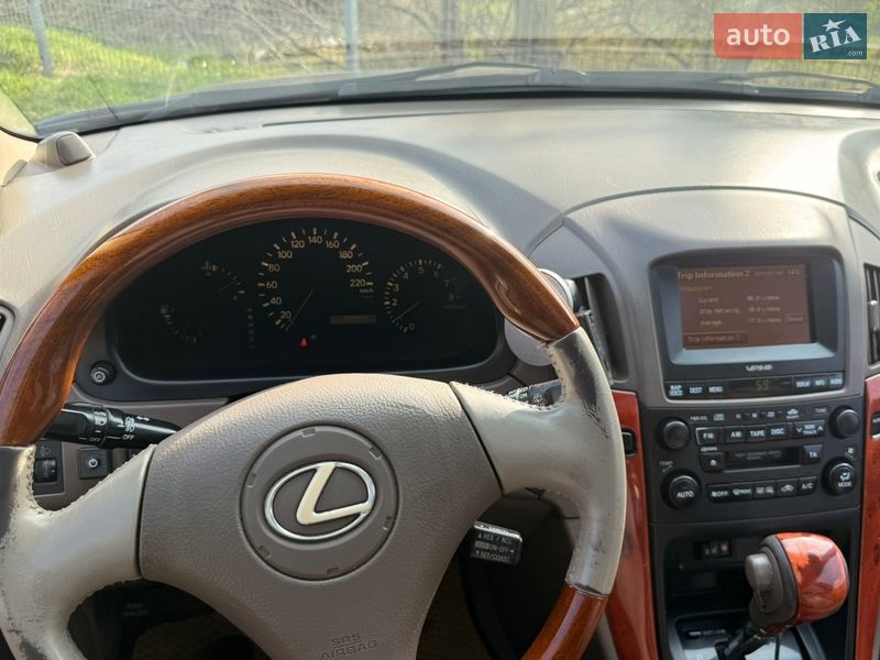 Внедорожник / Кроссовер Lexus RX 2003 в Одессе