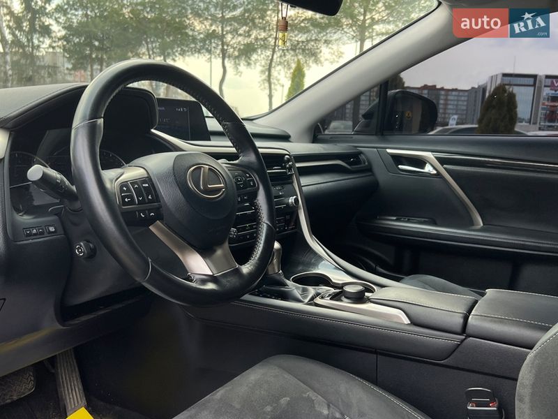 Внедорожник / Кроссовер Lexus RX 2018 в Львове