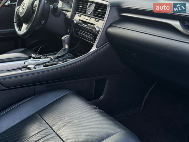 Позашляховик / Кросовер Lexus RX 2017 в Києві