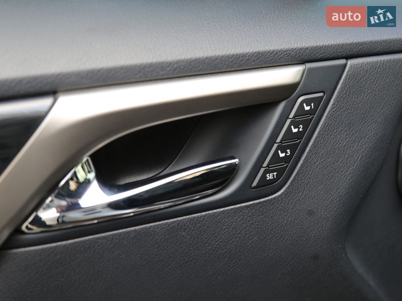 Позашляховик / Кросовер Lexus RX 2016 в Києві фото 24 Позашляховик / Кросовер Lexus RX 2016 в Києві