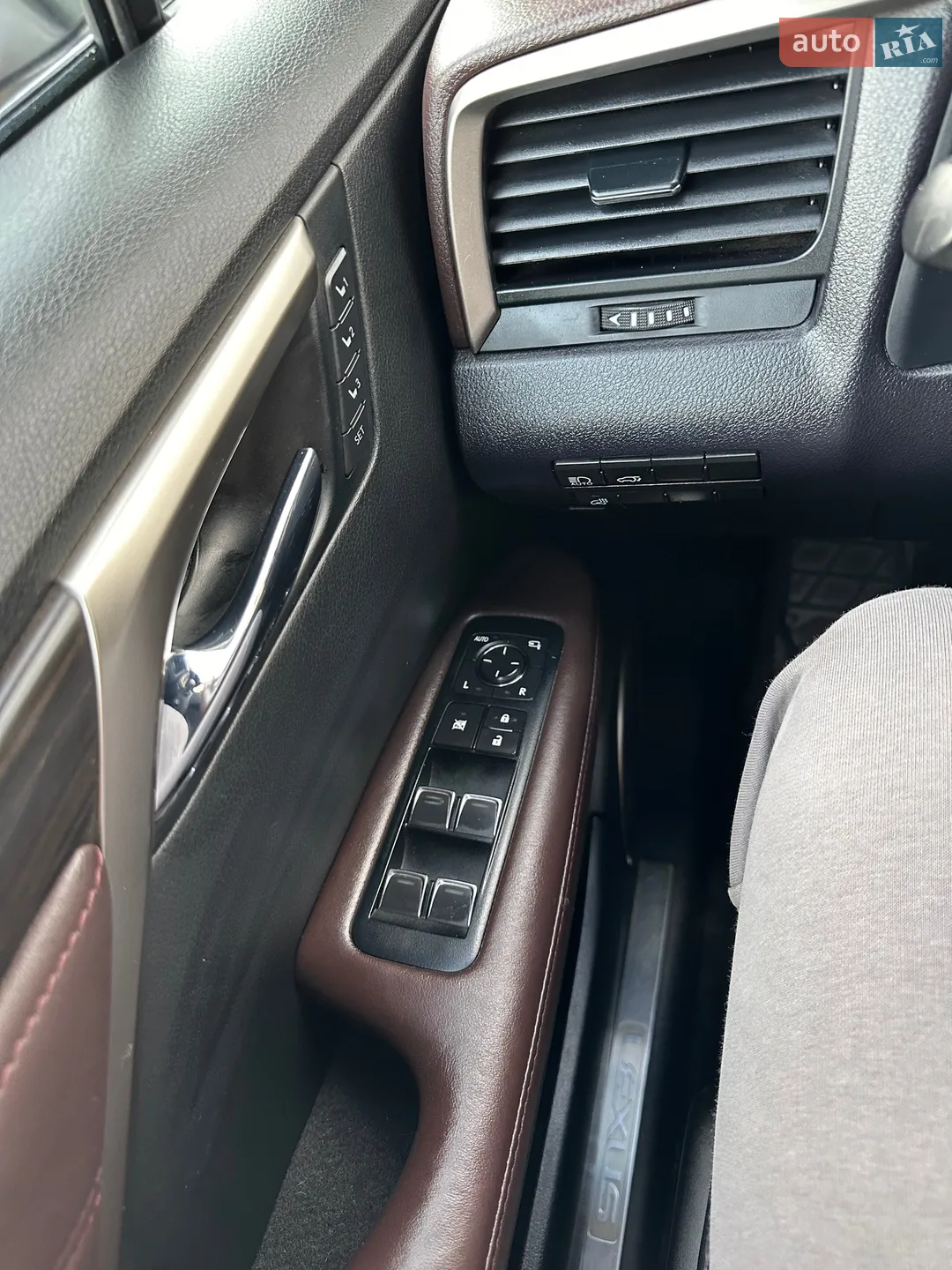 2017 Lexus RX - мініатюра 4