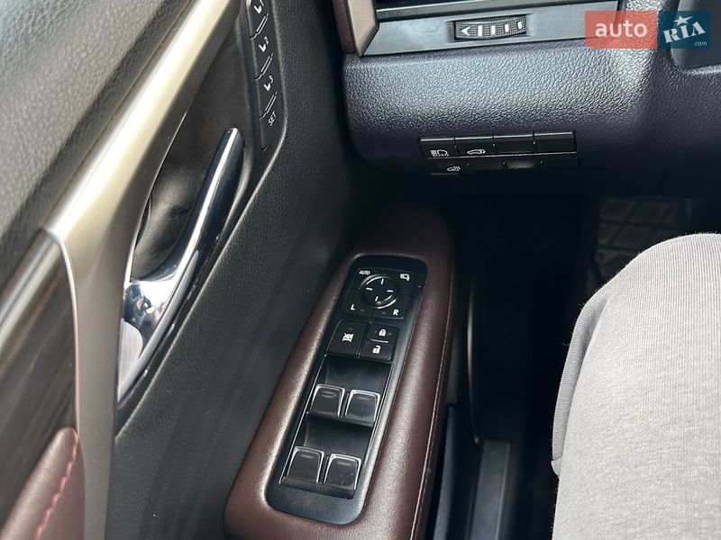 Внедорожник / Кроссовер Lexus RX 2017 в Одессе фото 4 Внедорожник / Кроссовер Lexus RX 2017 в Одессе