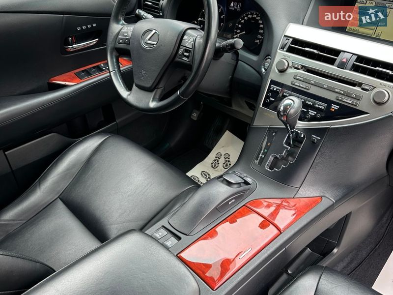 Позашляховик / Кросовер Lexus RX 2010 в Смілі