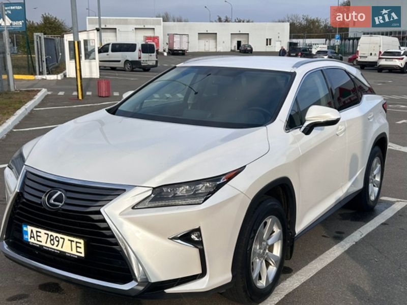 Позашляховик / Кросовер Lexus RX 2017 в Дніпрі