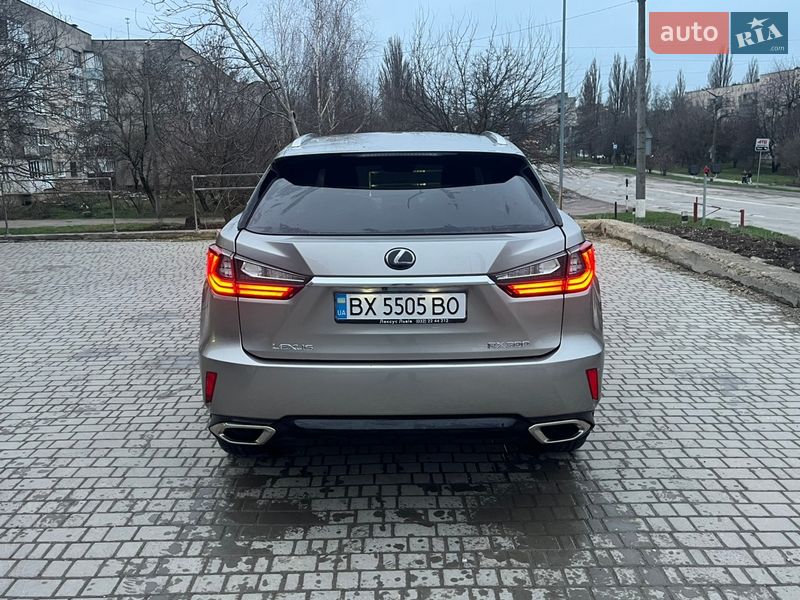 Внедорожник / Кроссовер Lexus RX 2018 в Каменец-Подольском