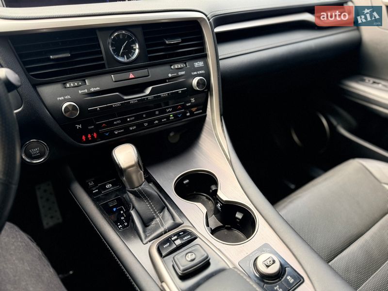 Позашляховик / Кросовер Lexus RX 2017 в Львові