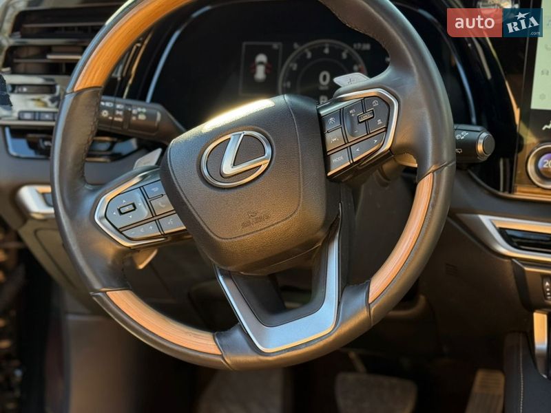 Внедорожник / Кроссовер Lexus RX 2024 в Львове
