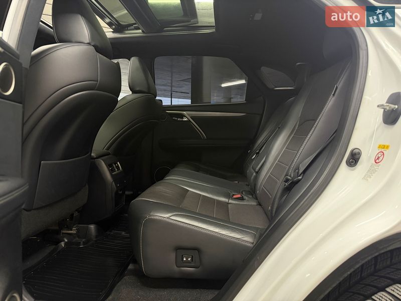 Внедорожник / Кроссовер Lexus RX 2018 в Одессе