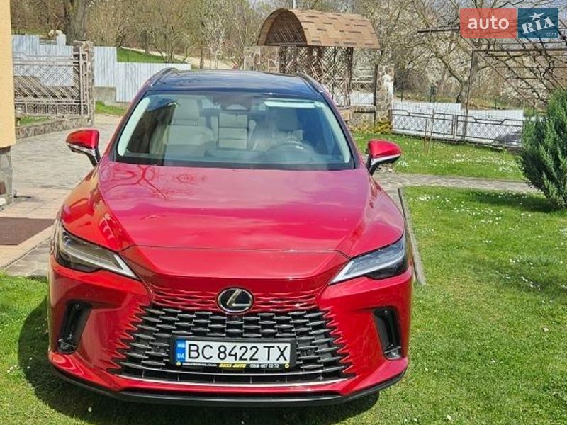 Позашляховик / Кросовер Lexus RX 2023 в Івано-Франківську