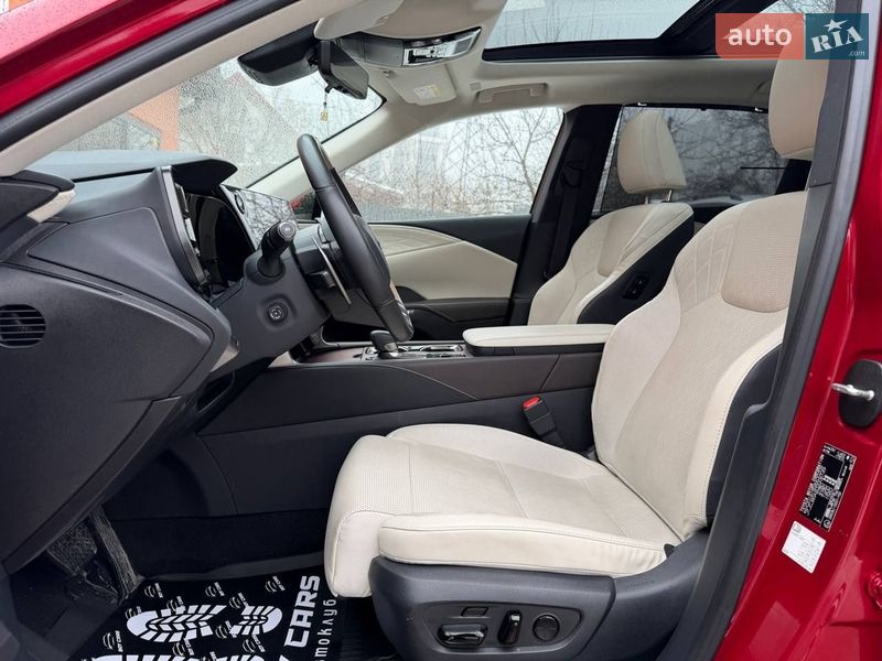 Позашляховик / Кросовер Lexus RX 2023 в Івано-Франківську