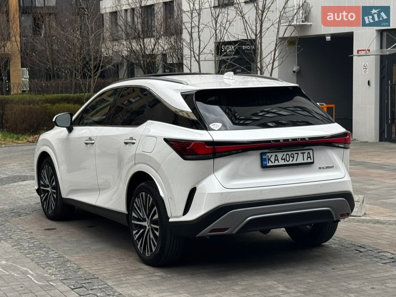 Позашляховик / Кросовер Lexus RX 2023 в Києві фото 15 Позашляховик / Кросовер Lexus RX 2023 в Києві