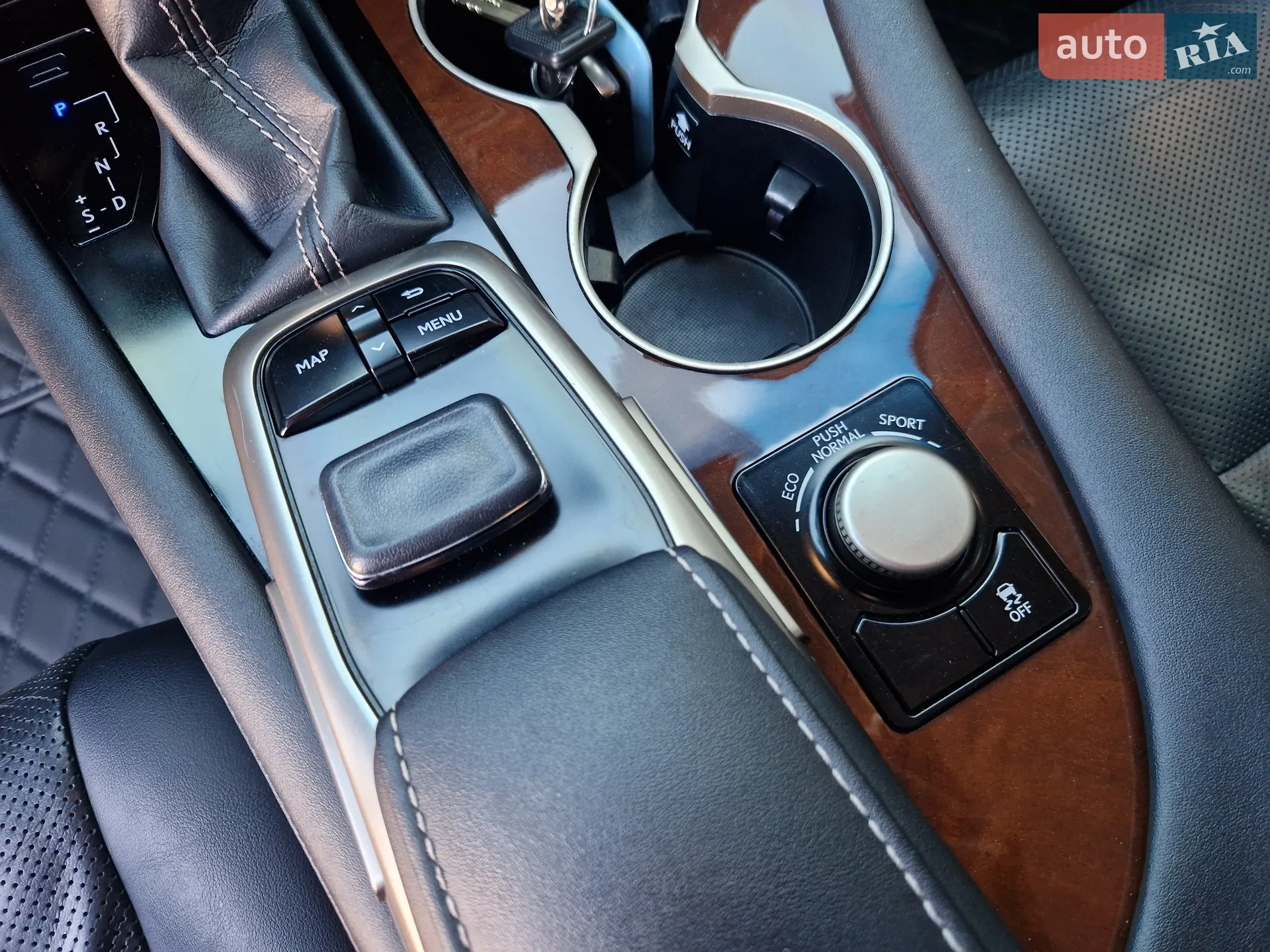 2016 Lexus RX - мініатюра 24