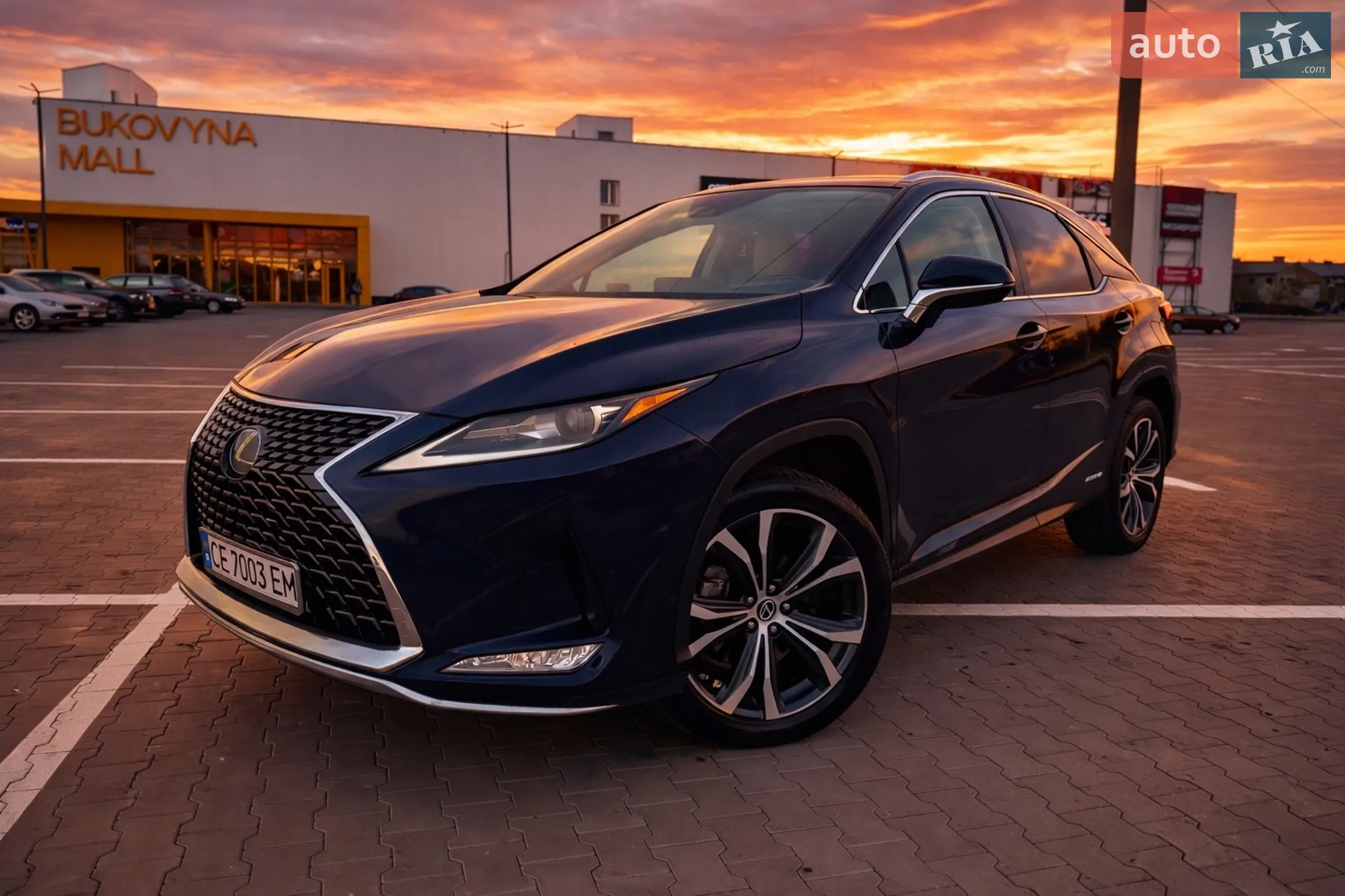 2021 Lexus RX - фото 1