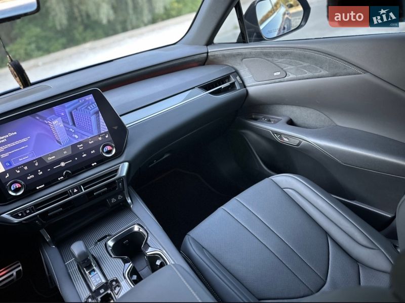 Внедорожник / Кроссовер Lexus RX 2023 в Днепре