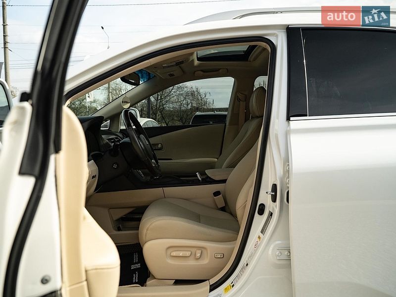 Внедорожник / Кроссовер Lexus RX 2015 в Черновцах