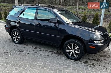 Внедорожник / Кроссовер Lexus RX 2002 в Яремче