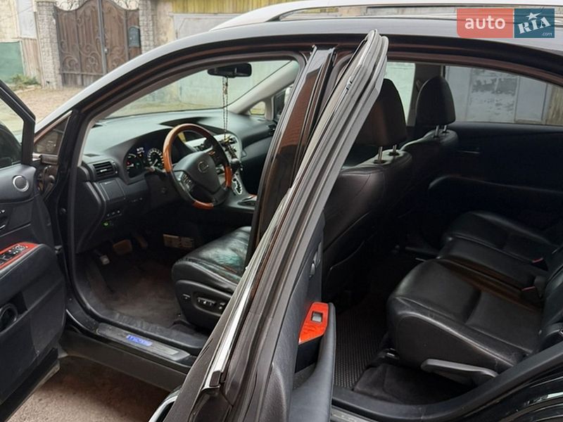 Внедорожник / Кроссовер Lexus RX 2010 в Киеве