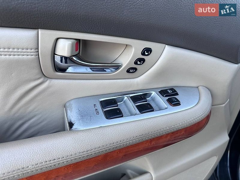 Внедорожник / Кроссовер Lexus RX 2005 в Львове
