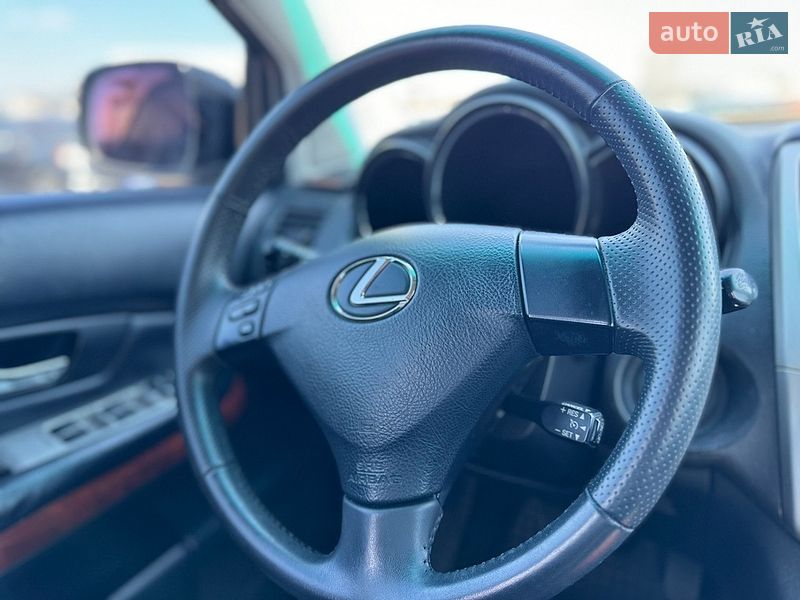 Внедорожник / Кроссовер Lexus RX 2005 в Киеве