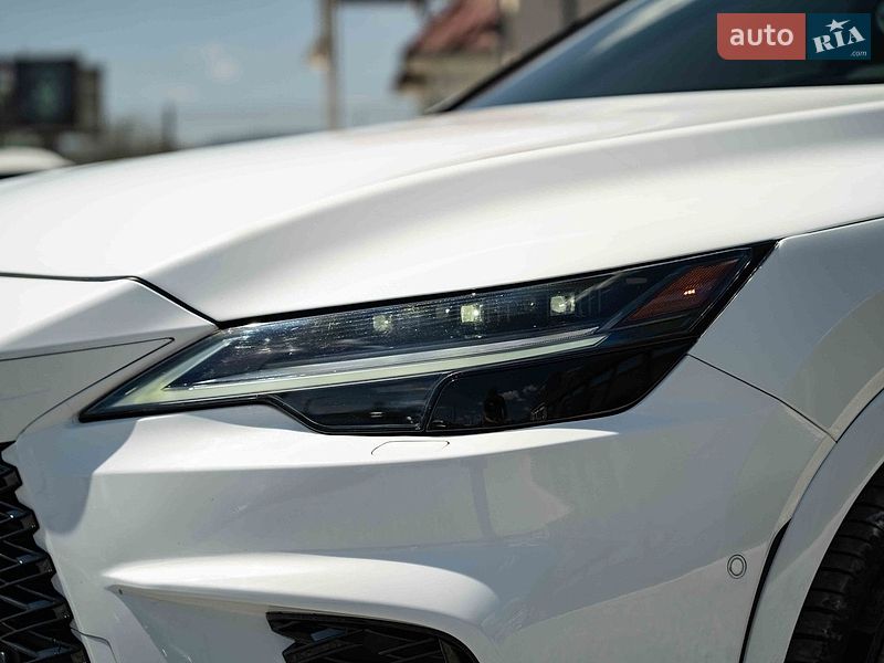 Позашляховик / Кросовер Lexus RX 2023 в Чернівцях