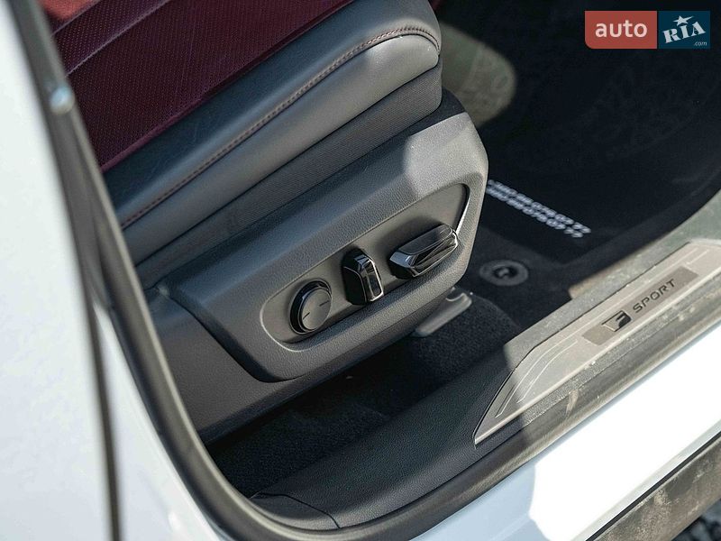 Позашляховик / Кросовер Lexus RX 2023 в Чернівцях