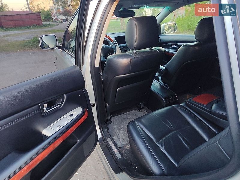 Внедорожник / Кроссовер Lexus RX 2004 в Коростышеве