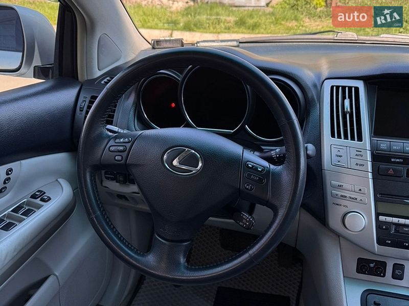 Внедорожник / Кроссовер Lexus RX 2005 в Петропавловской Борщаговке